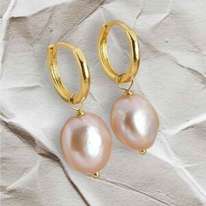 18K Gold Hoop Pearl Drop Earrings Elegant Pink Freshwater Pearls
